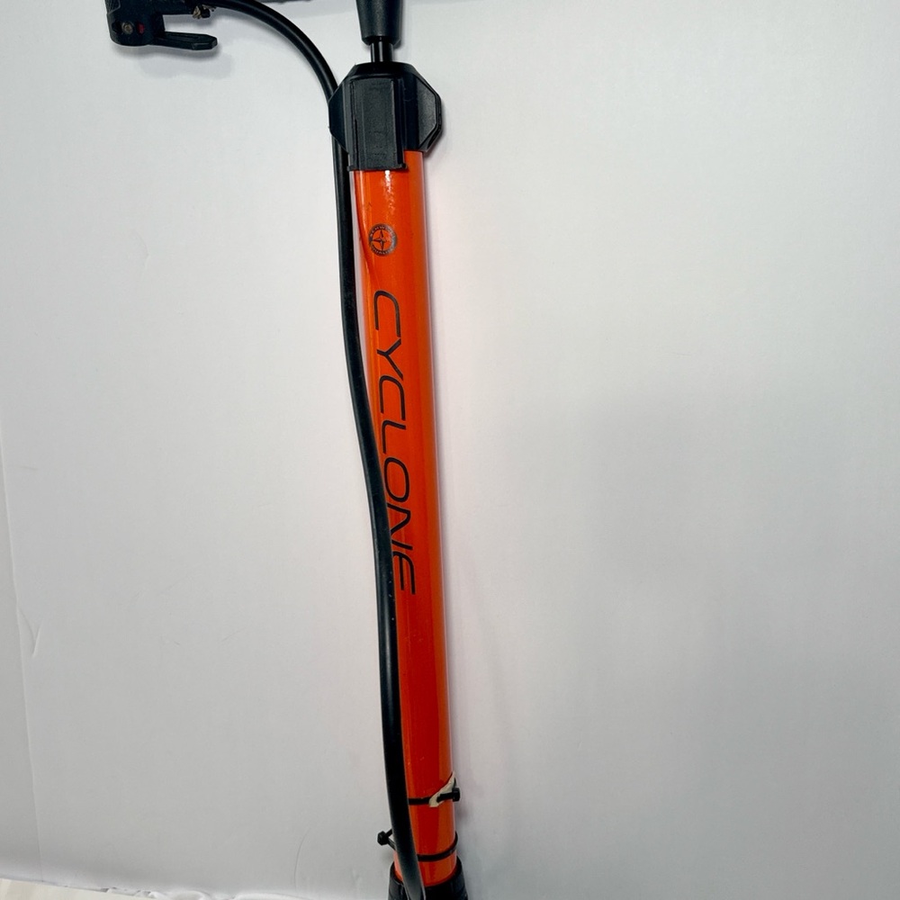 Cyclone Floor Bike Pump Bicycle Air Pump w Hose Presta Schrader Valve